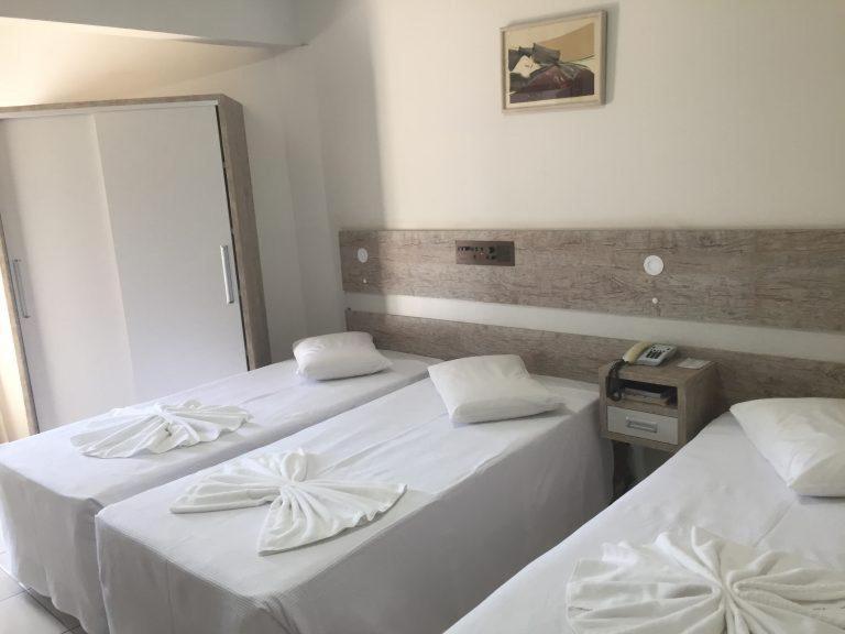 פוז דו איגואסו Hotel Living Foz By Avm מראה חיצוני תמונה